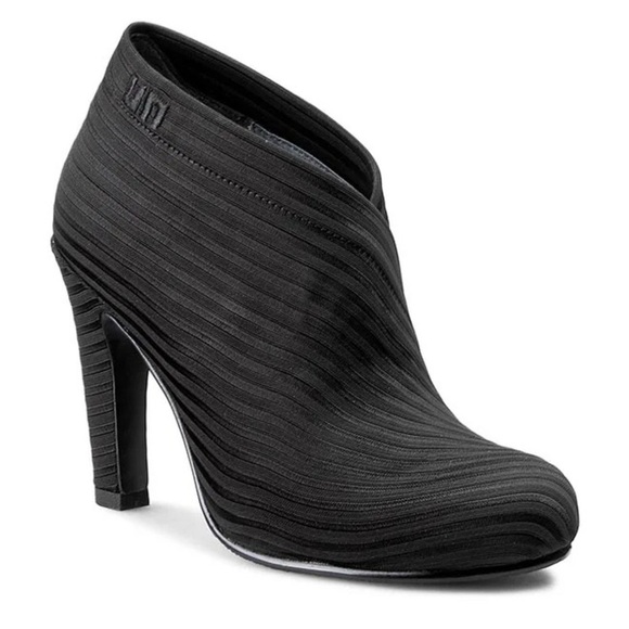 United Nude Shoes - United Nude Fold Hi Ankle Boots - Size EU 38/ US 7.5